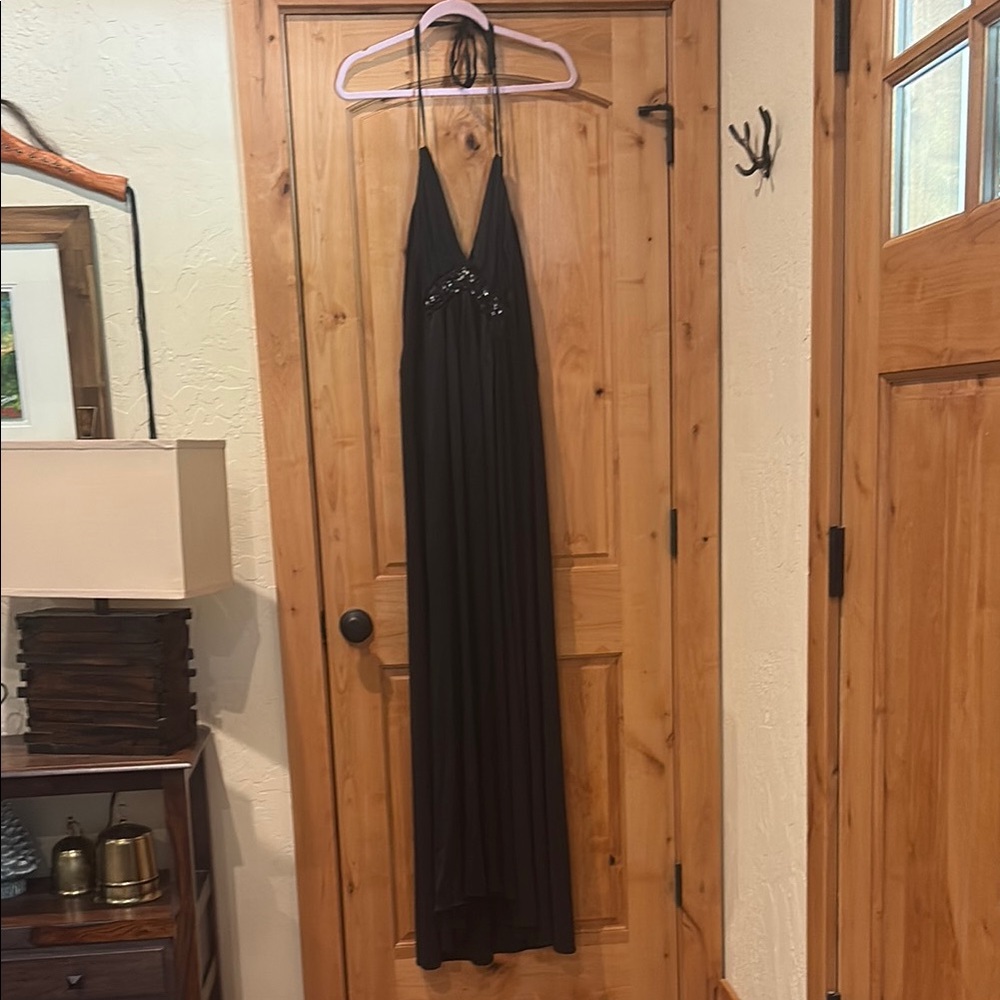 BCBGMAXAZRIA Black Halter Style Formal Gown Size Sm.